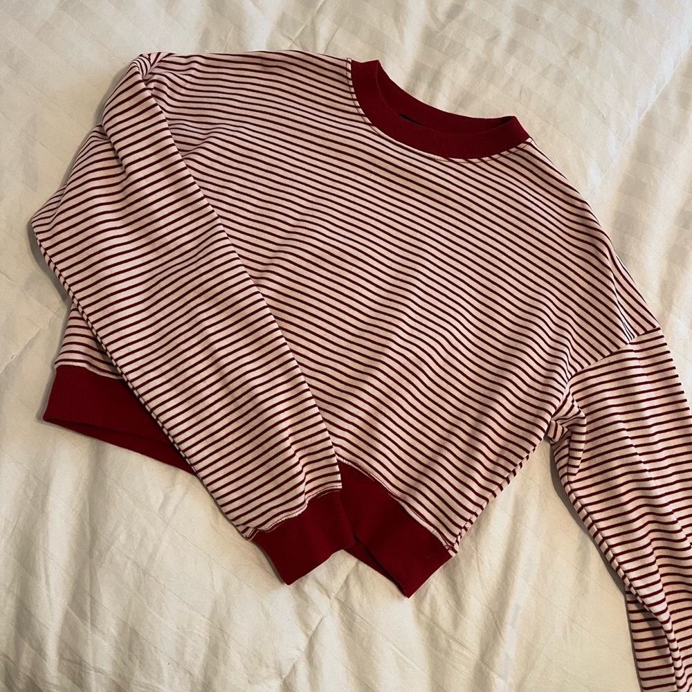 Stripped Crew Neck